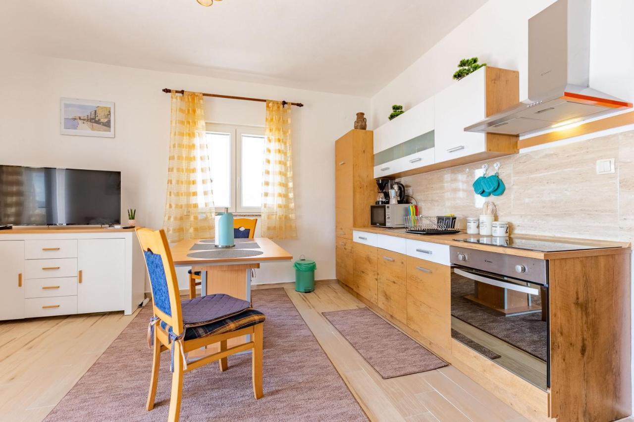 Mare-More Studio W Balcony And Beach Front And View Zadar Ngoại thất bức ảnh